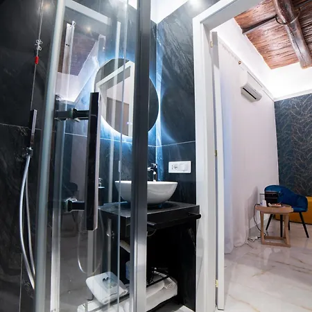 Bed & Breakfast Time Toledo 4*